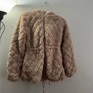 Me Jane‎ Tan Teddy Jacket